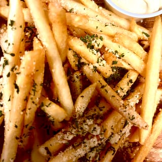 Truffle Fries with Aioli Sauce