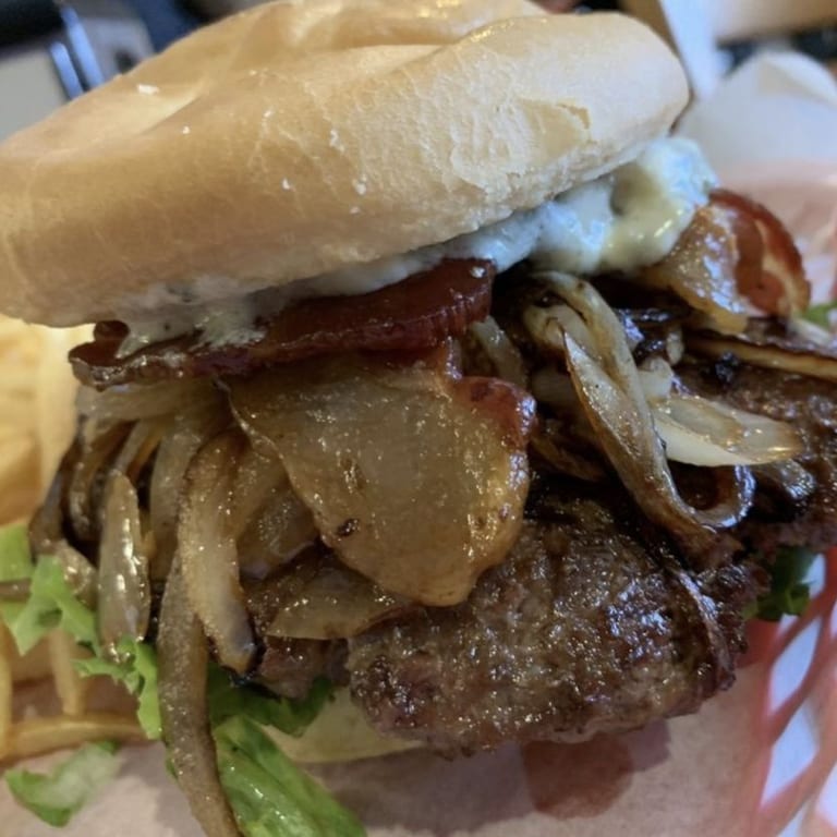Delicious Cowboy Burger Experience